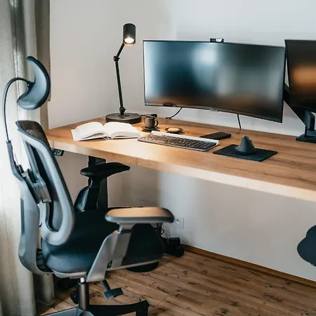Apartament Live And Work In The Heart Of Prague!