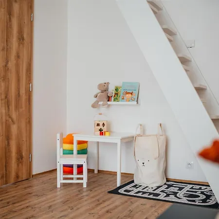 Live And Work In The Heart Of Prague! * Praga
