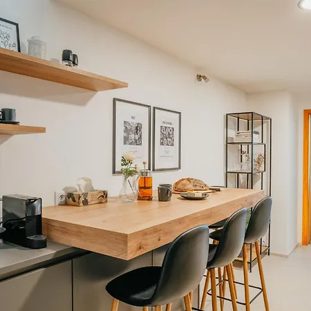 Live And Work In The Heart Of Prague! Lejlighed *